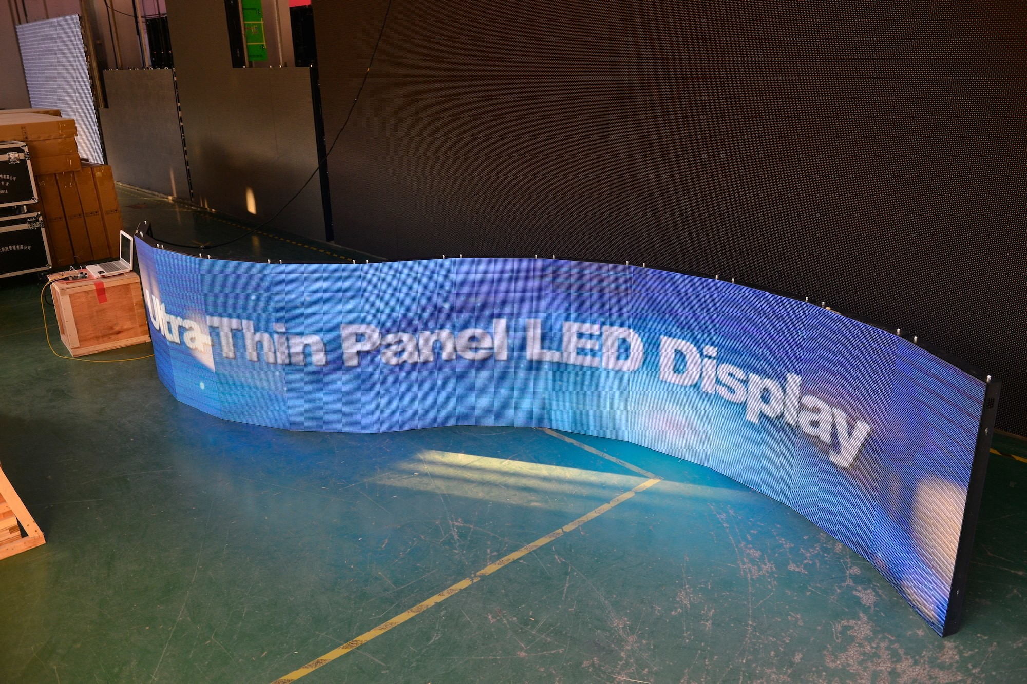 Quality Fast Installation Curved LED Display Slim Rental Stage 60 Hz Frame For Events for sale