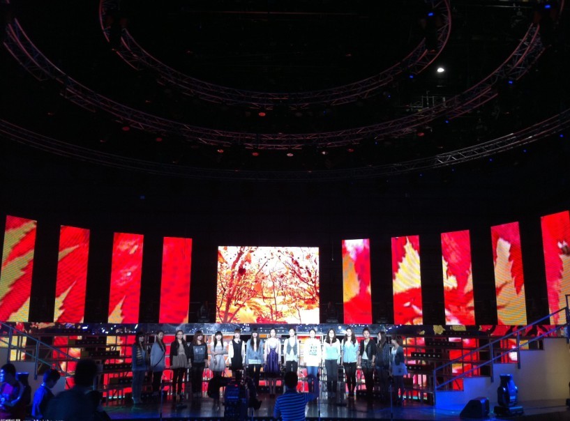 Buy P10 1R1G1B  Aluminum or Iron Full Color Indoor Led Video Wall Rental for Theater at wholesale prices