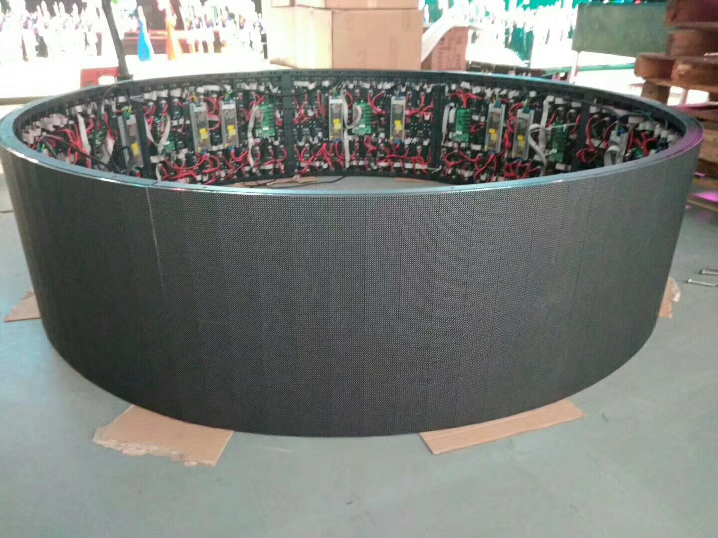 Quality SMD P5 Curved LED Display Screen Long Lifespan Front Access Free Video Frequency for sale
