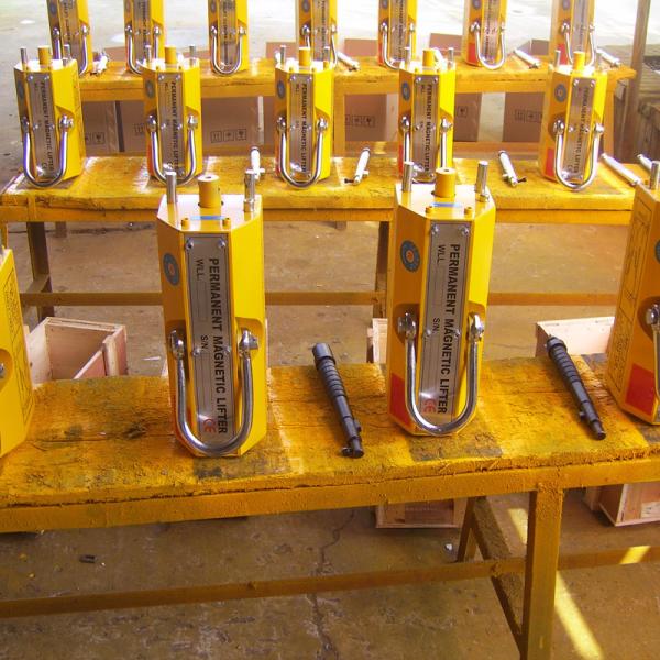 NeFeB Standard Permanent Magnetic Lifter 1 Ton To 30 Ton
