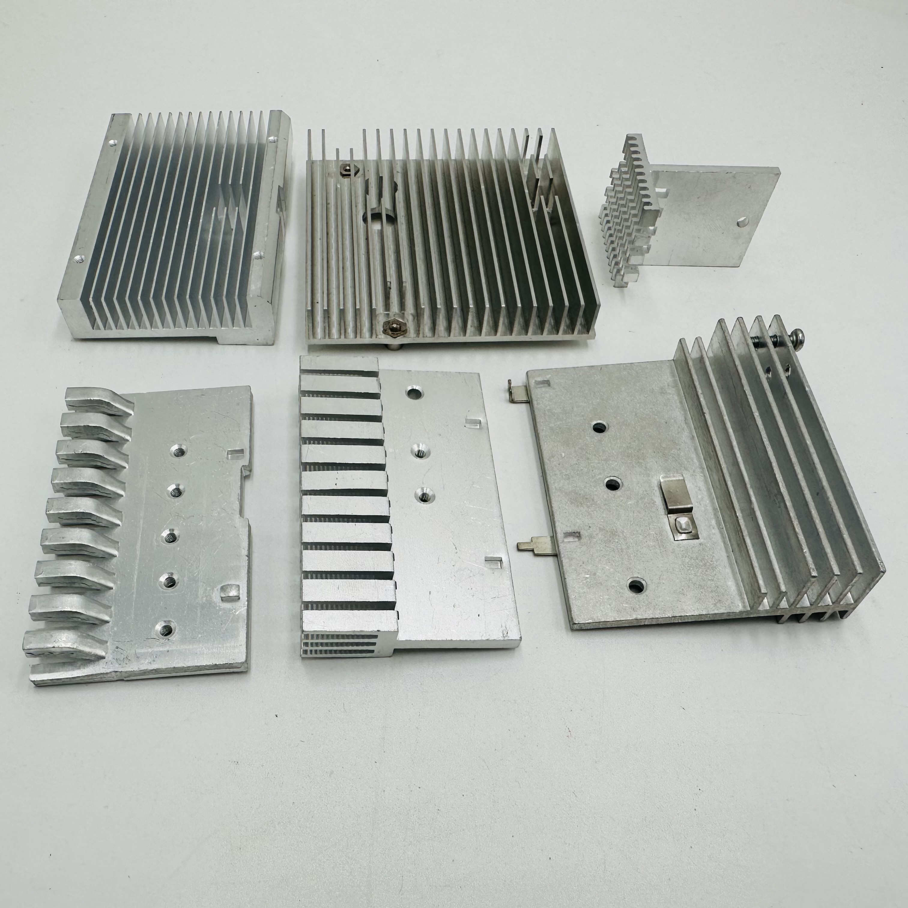 Durable Extruded Aluminum LED Heatsink Efficient Heat Dissipation Efficient Heat Dissipation Sheet Metal Fabrication Product