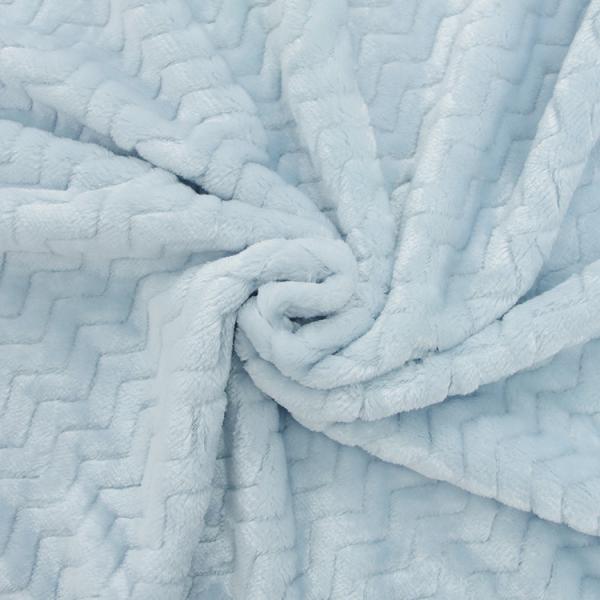 Plain 100% Polyester Flannel Throw Blanket With Embossing For Office / Travel