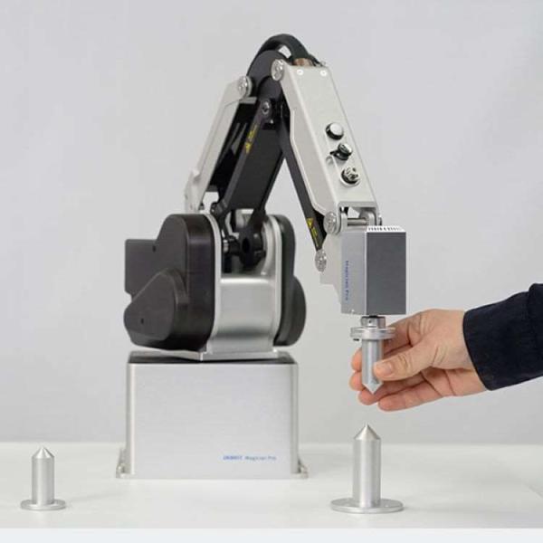 Desktop Robotic Arm 4 Axis MG400 For Loading And Unloading Robot China As Collaborative Robot