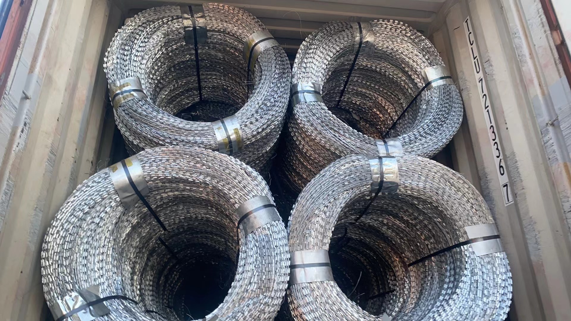concertina razor wire