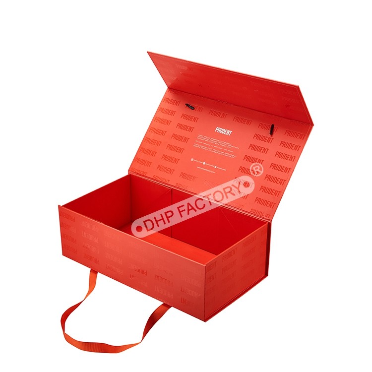 Luxury Glossy UV Logo Rigid Collapsible Box With Ribbon Handle