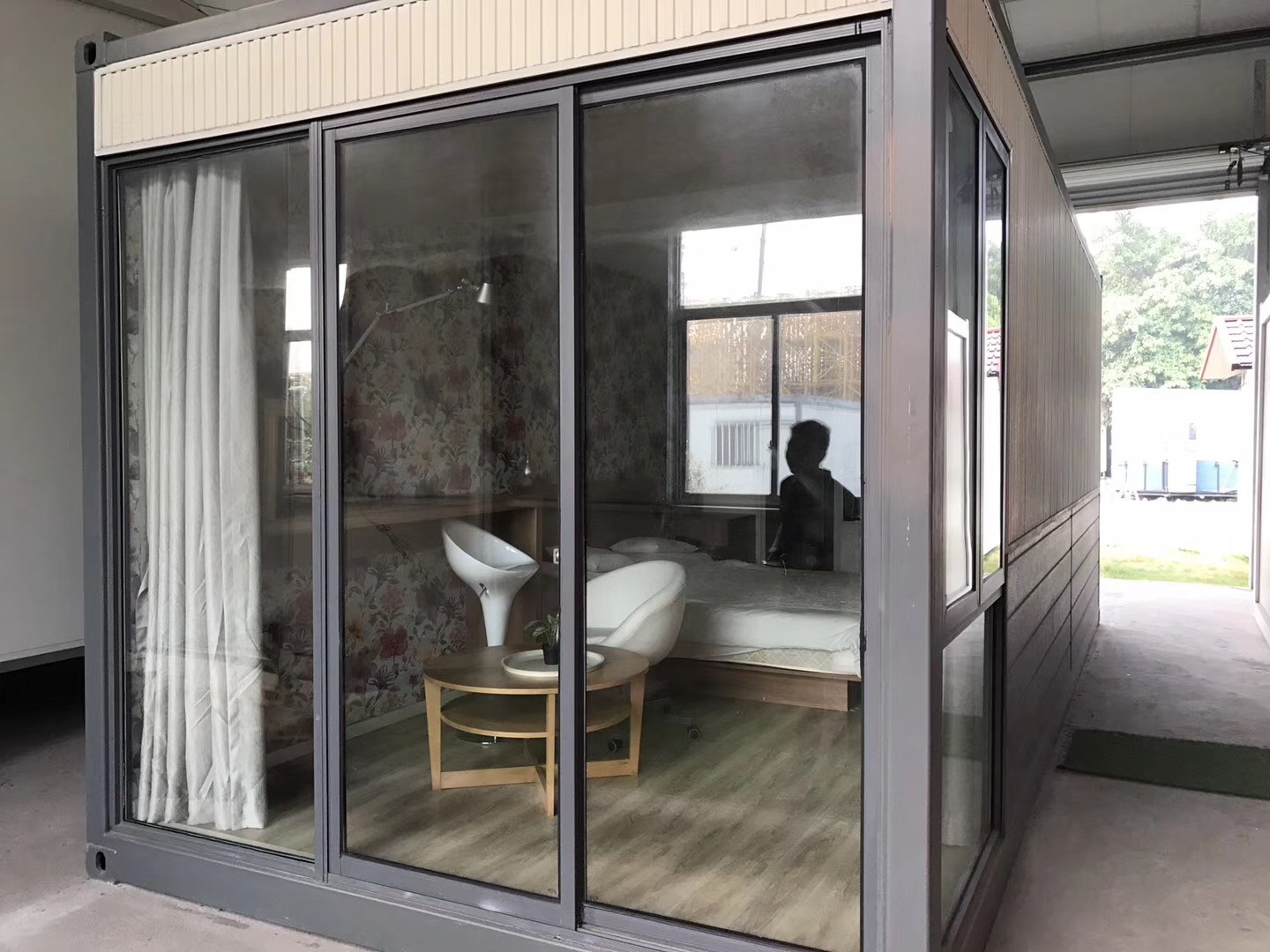 40ft 20ft Light Steel Prefab Modern Villa Style Expandable Container Homes With Bedrooms