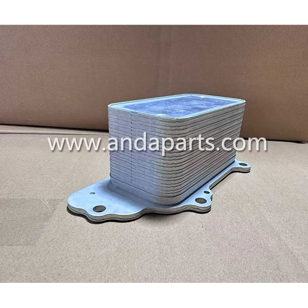 Good Quality Oil Cooler For Auto Engine 68148342AA