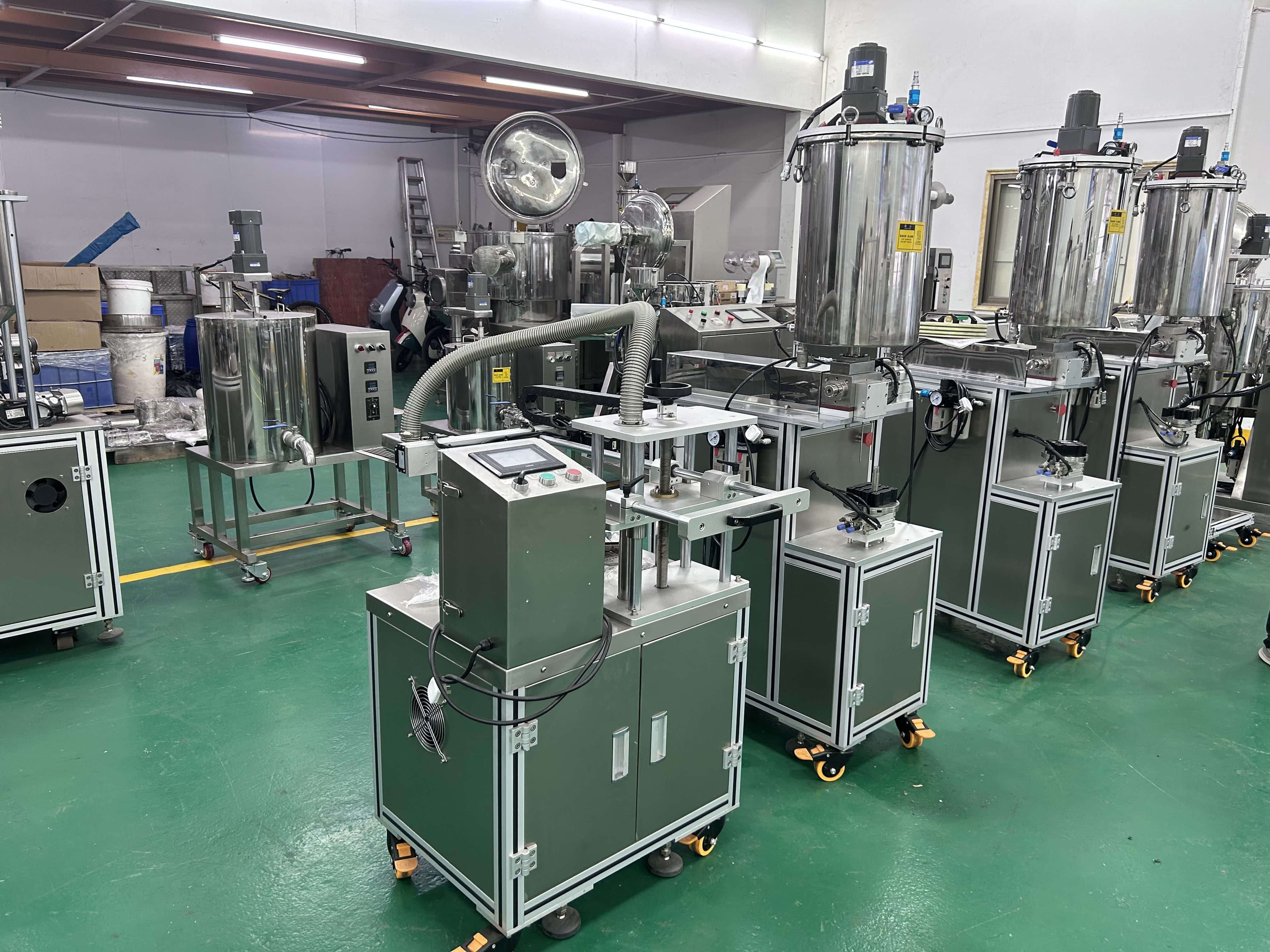 Desktop Large Caliber Small Plastic Bottle Capping Machine Semi Automatic