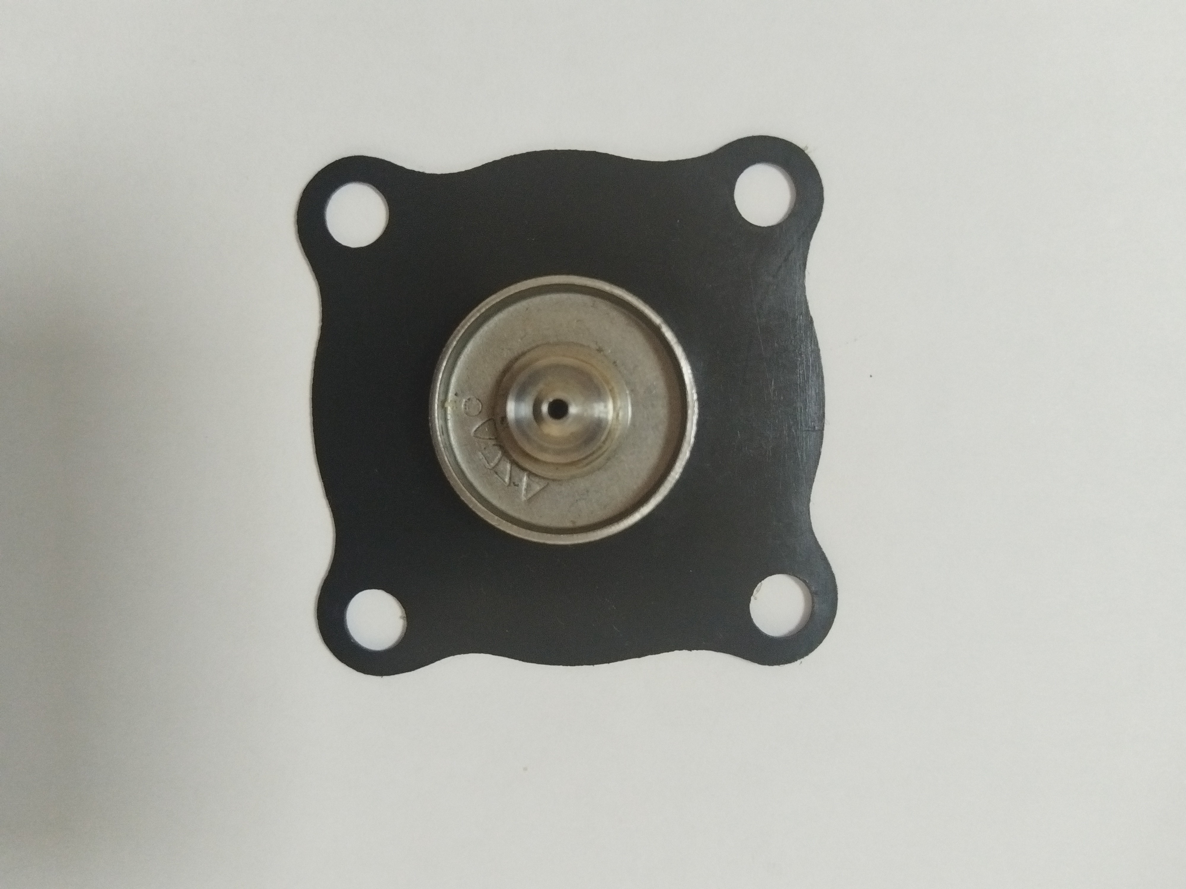 Quality 24V Thread Diaphragm Solenoid Valve For Oil / Air / Water for sale