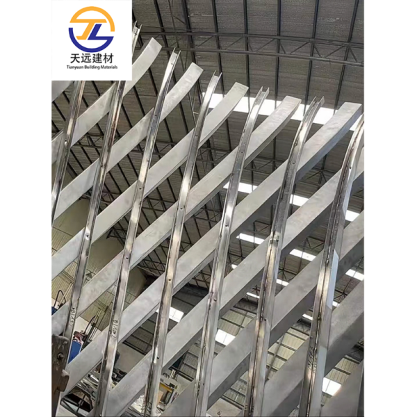 50*100mm white twisted aluminum square tube profiles