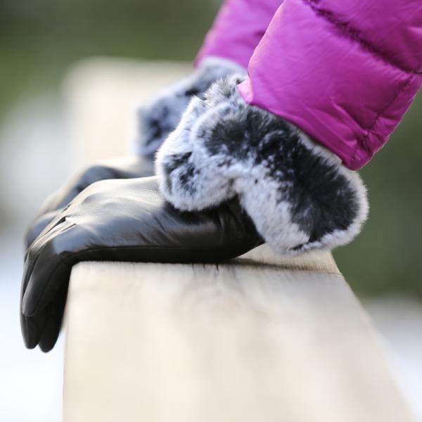 Wholesale daily life usage leather hand gloves