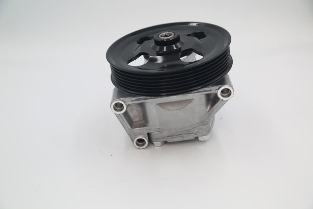 LR006462 LR005658 LR001106 LR0025803 Hydraulic Power Steering Pump For Land Rove-R Freelander 2 2.2TD4 2006