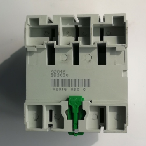 Residual Current Circuit Breakers 63A EZ9R36263 2P 4P