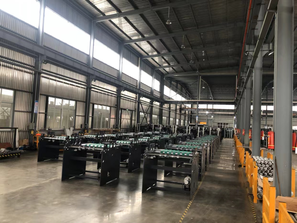 Workshop overview with film lamination machines