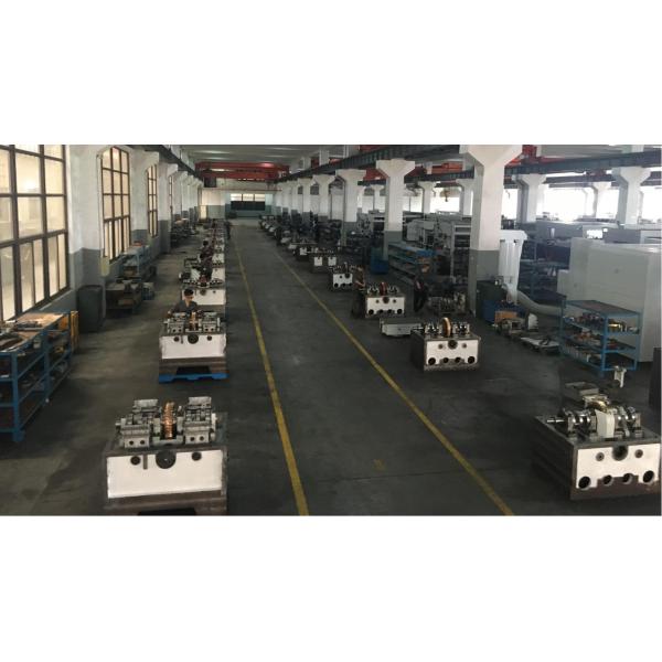 Maintaining Highest Precision Automatic Cardboard Die Cutting Machine Paper Die Cutter Without Stripping For Carton