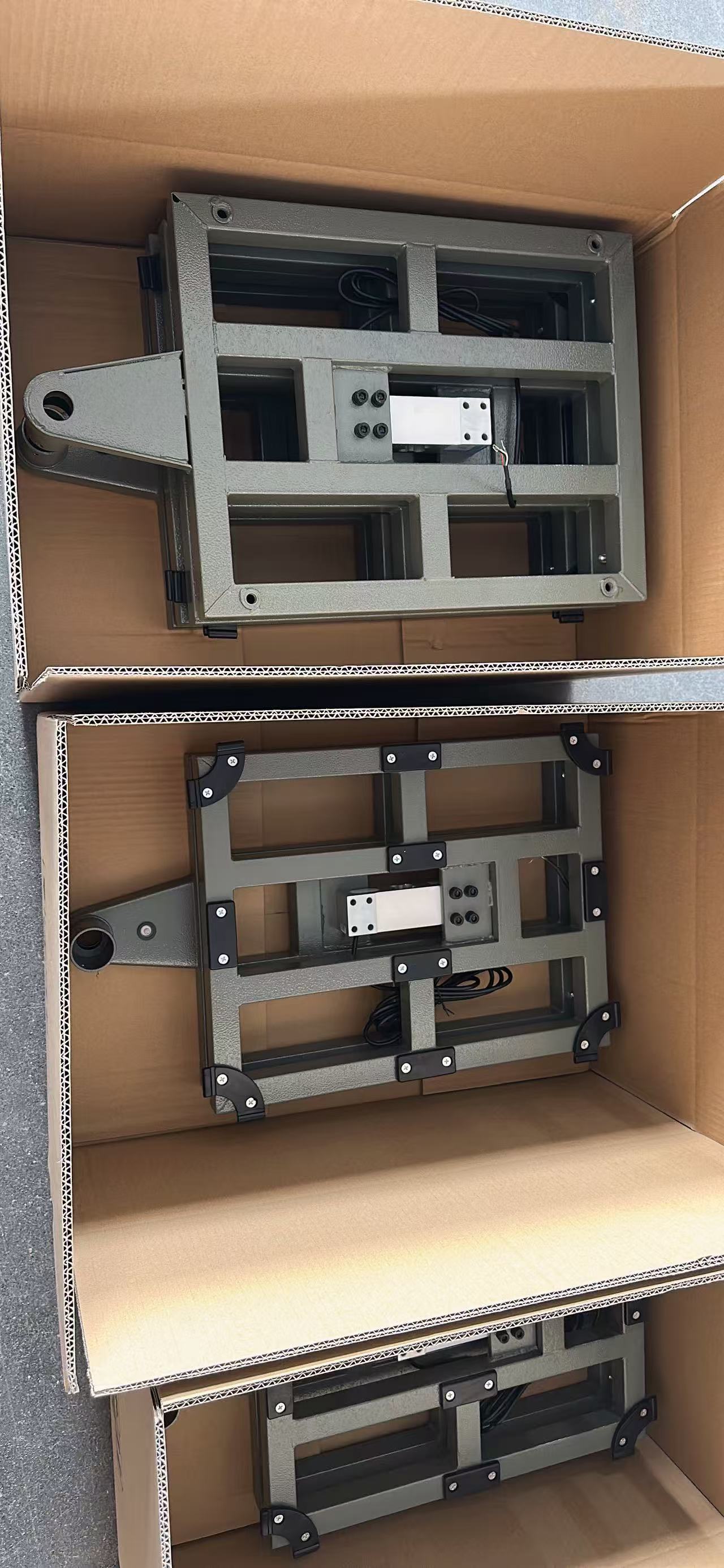Industrial Weighing Scale Image 1