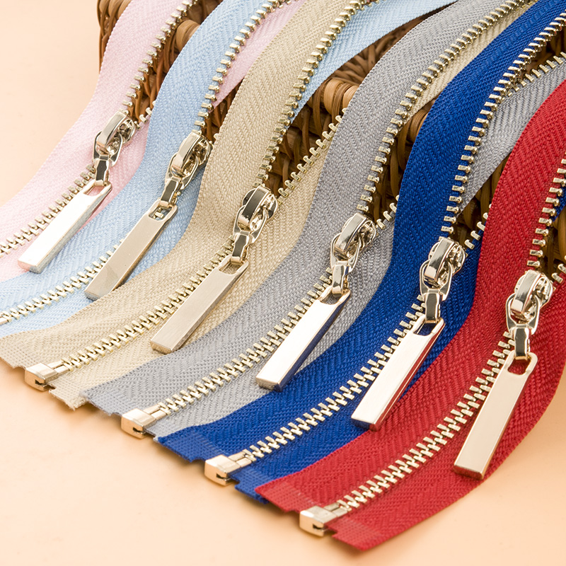 Manufacturer supply white zipper custom zip head
