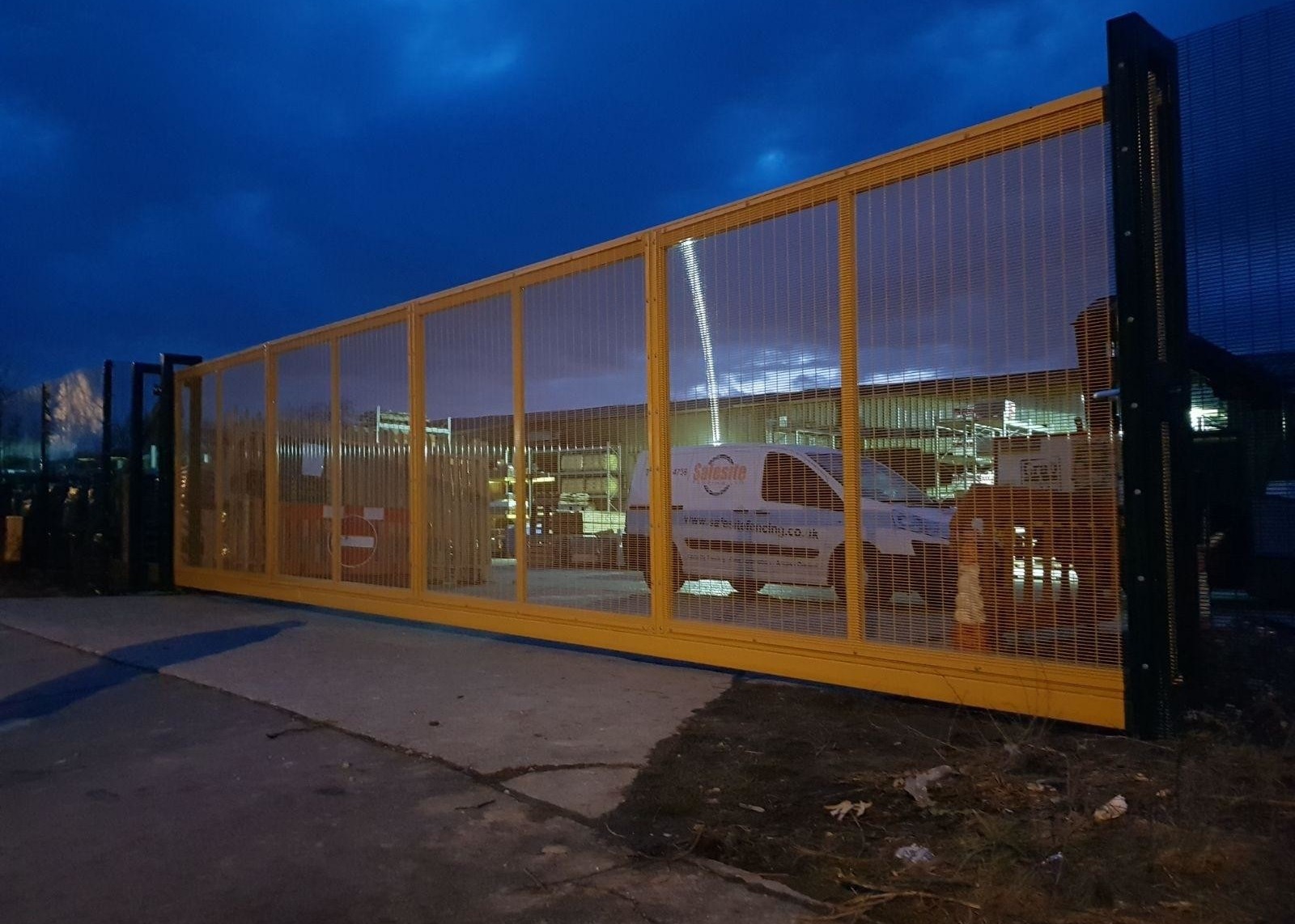 Quality HGMT Double Welded H2.2m Metal Garden Fence Gate for sale