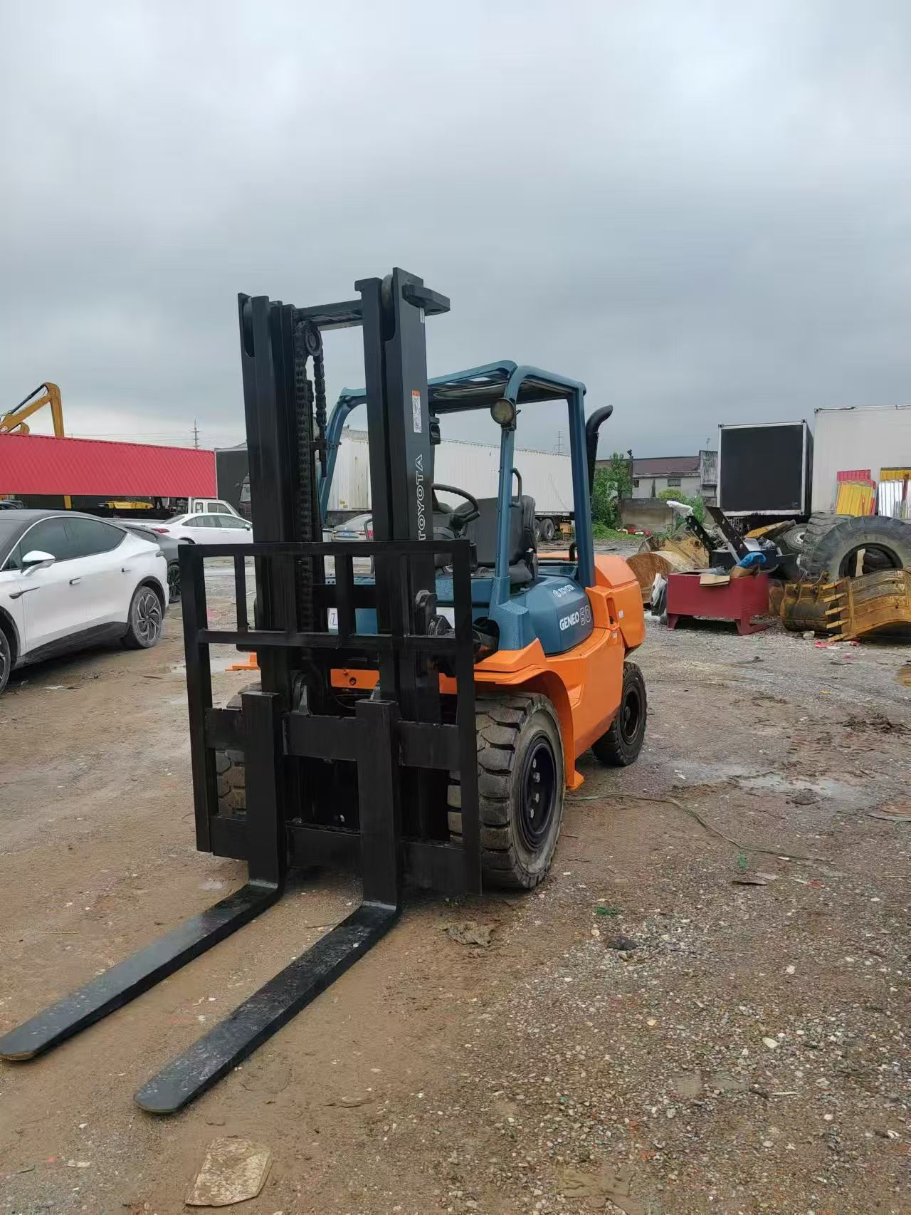 Toyota diesel forklift operator cabin