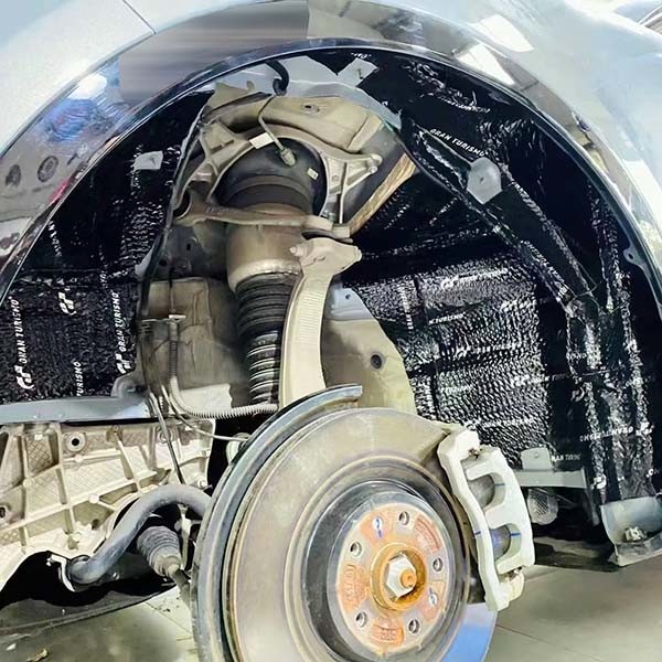 SUV Soundproof Car Hood Insulation Pad New Energy Vehicle Sound Insulation Pad