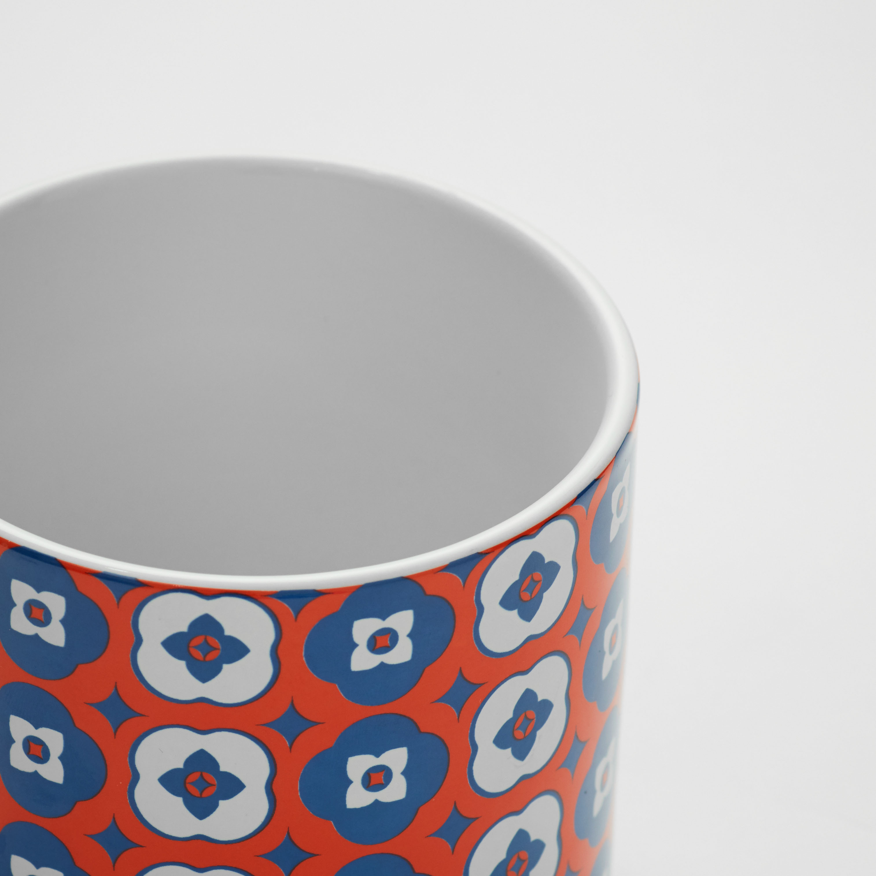 Ready To Ship In Stock European style high-grade gifts coffee mugceramic mug high-end personalized simple large capacity colorful custom 3d mug