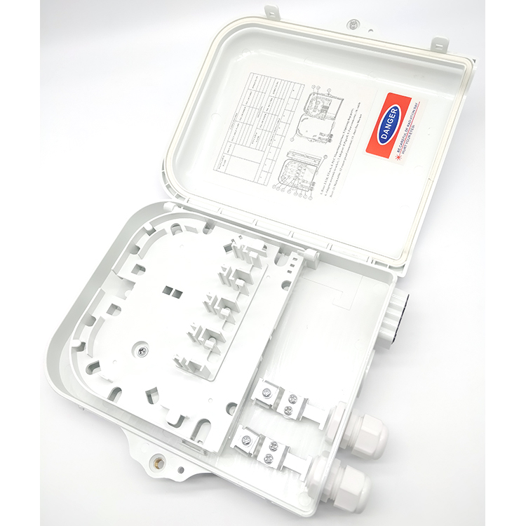8 Ports FTTH Terminal Box White Outdoor Corridor PC 8 Core Optic Fiber Distribution Box
