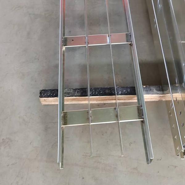 Humidity Resistance Pre Galvanised Cable Tray Raceway For Telecommunications