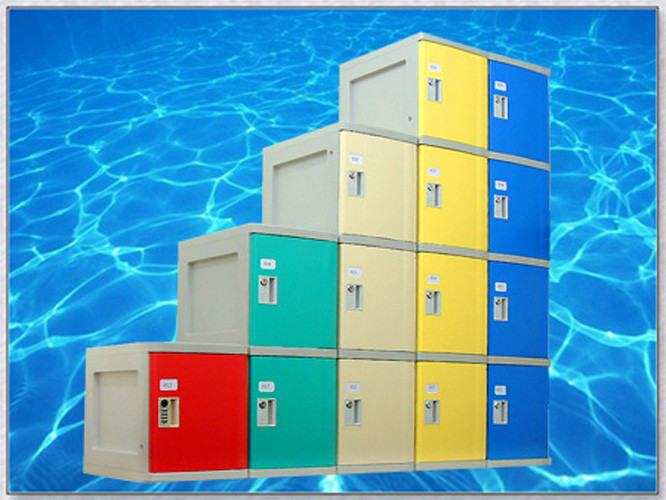 Strong Plastic Gym Lockers 8 Comparts 1 Column Swimming Pool Lockers