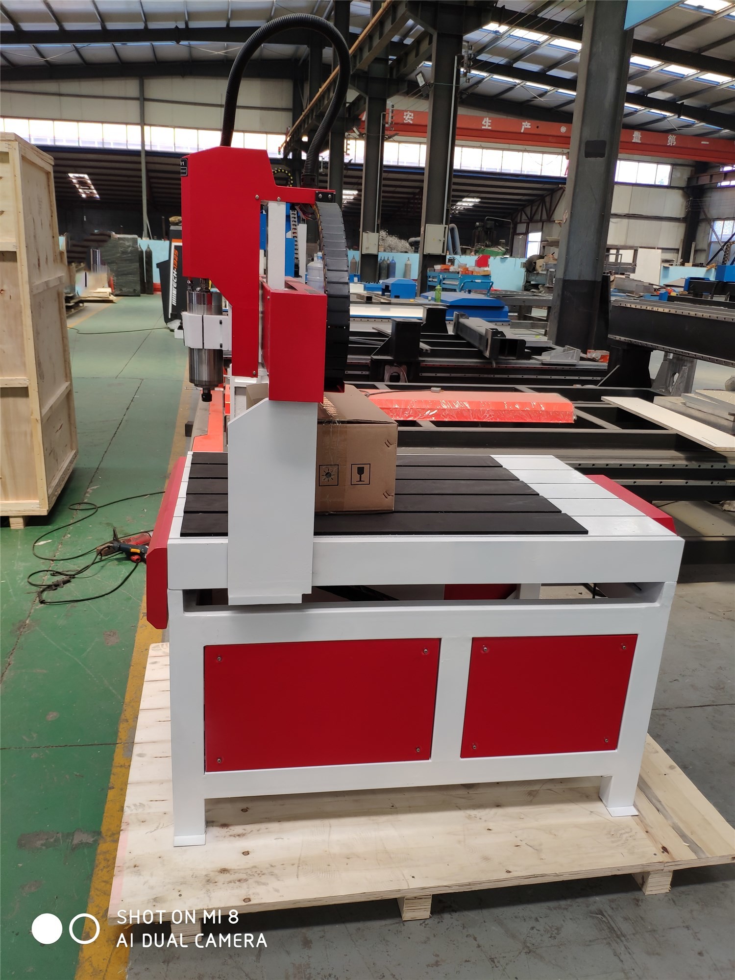 DSP control 6090 cnc router 0609 for wood plastic metal with cast iron machine body 2.2kw spindle motor