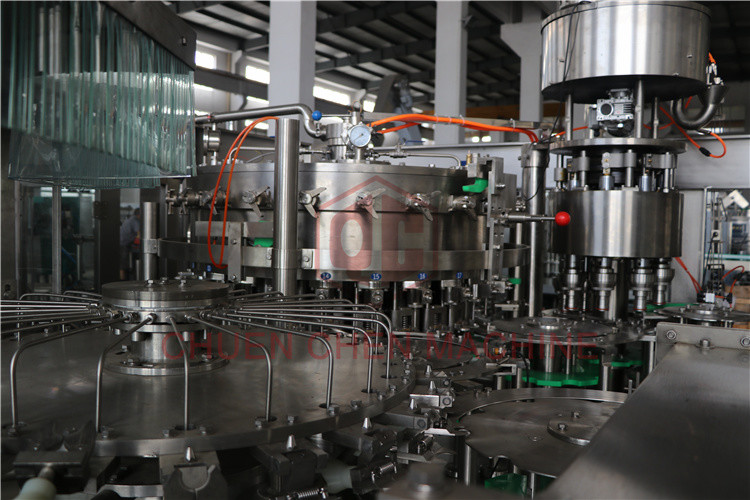 Industrial 330ML Carbonated Drink Filling Machine Capping Labeling Production 1000BPH