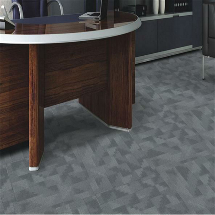 Quality 100 Solution Dyed Nylon Carpet Fire Resistant Feature Square Shape for sale