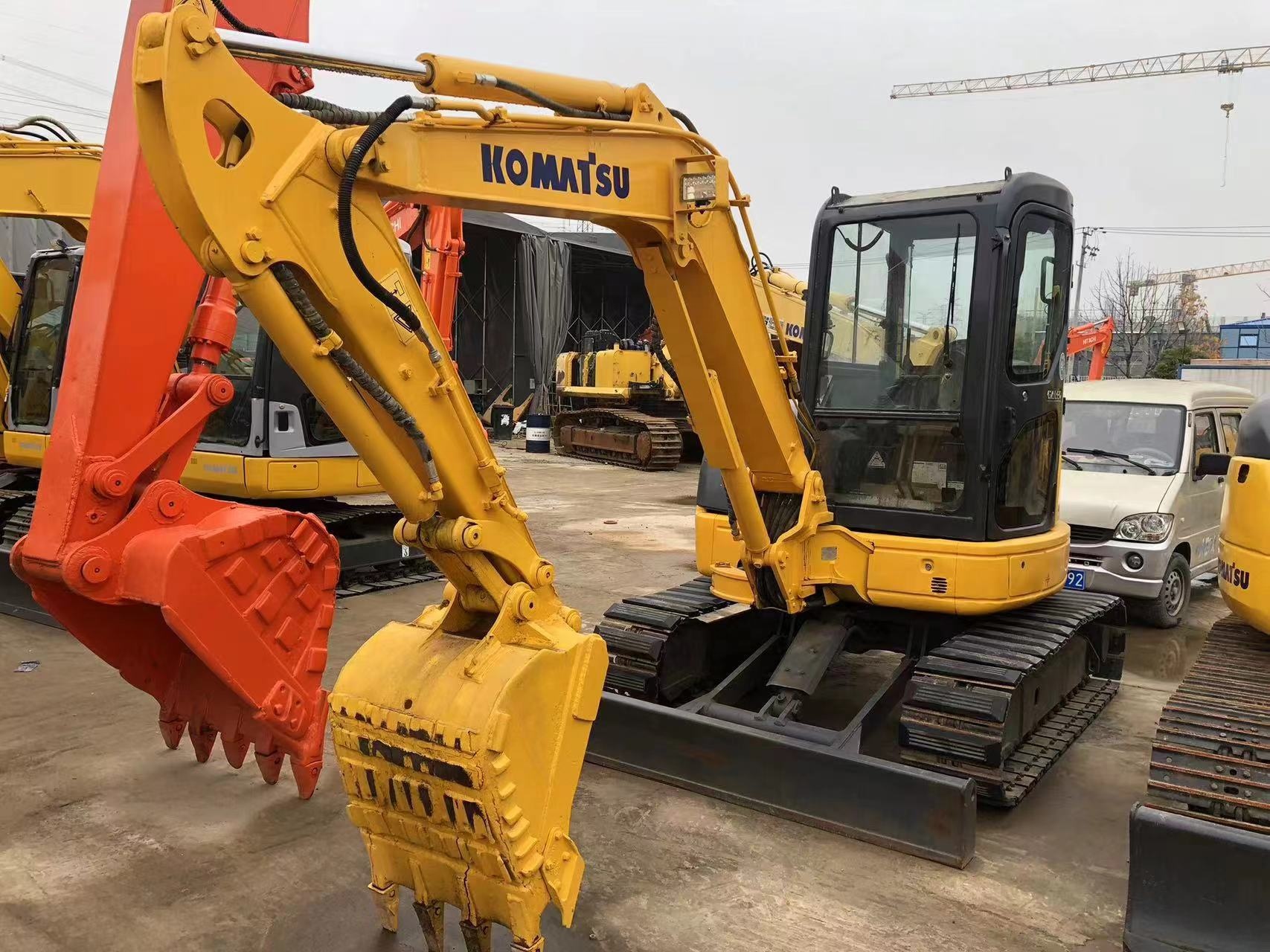 Factory price used excavator Komatsu PC40 tracked mini excavator