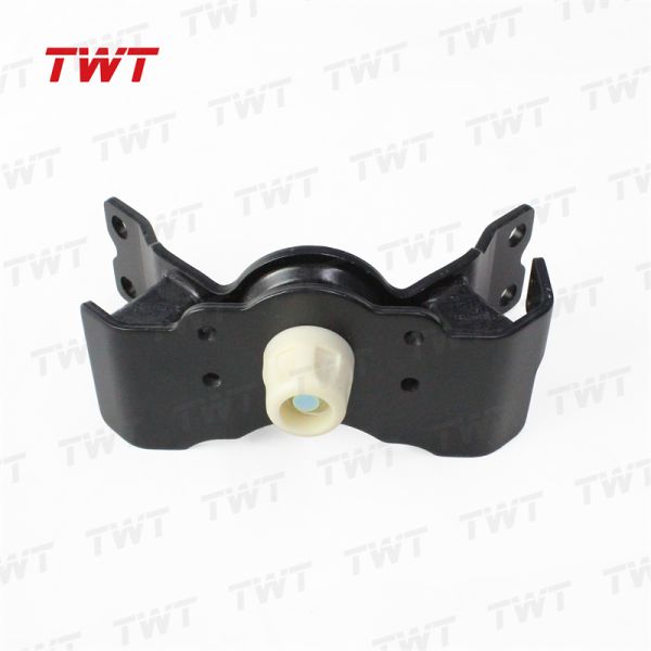 Twt 12371-75180 Rubber Engine Compartment Transmission Motor Mounting for Toyota Land Cruiser Prado 2015 2Trfe Trj150