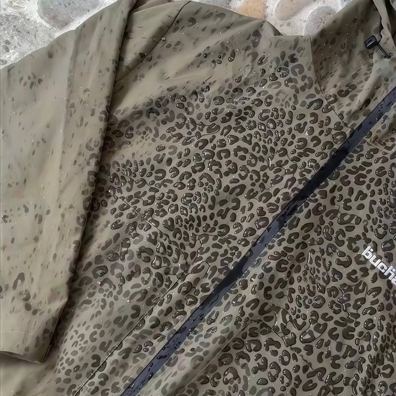 Men Water-Activated Leopard Print Jacket, Color Changing Outdoor Waterproof Windbreaker