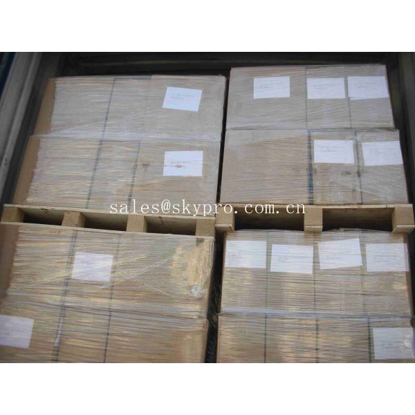 Self Adhesive Neoprene Foam Sheets Die Cutting / Foam Rubber Insulation Sheets High Elasticity