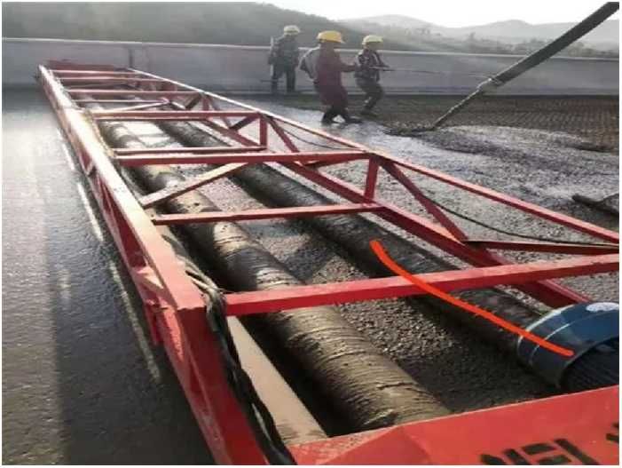 SMP-600 Multi Roll Concrete Paving Machine for Bridge and Tunnel Construction