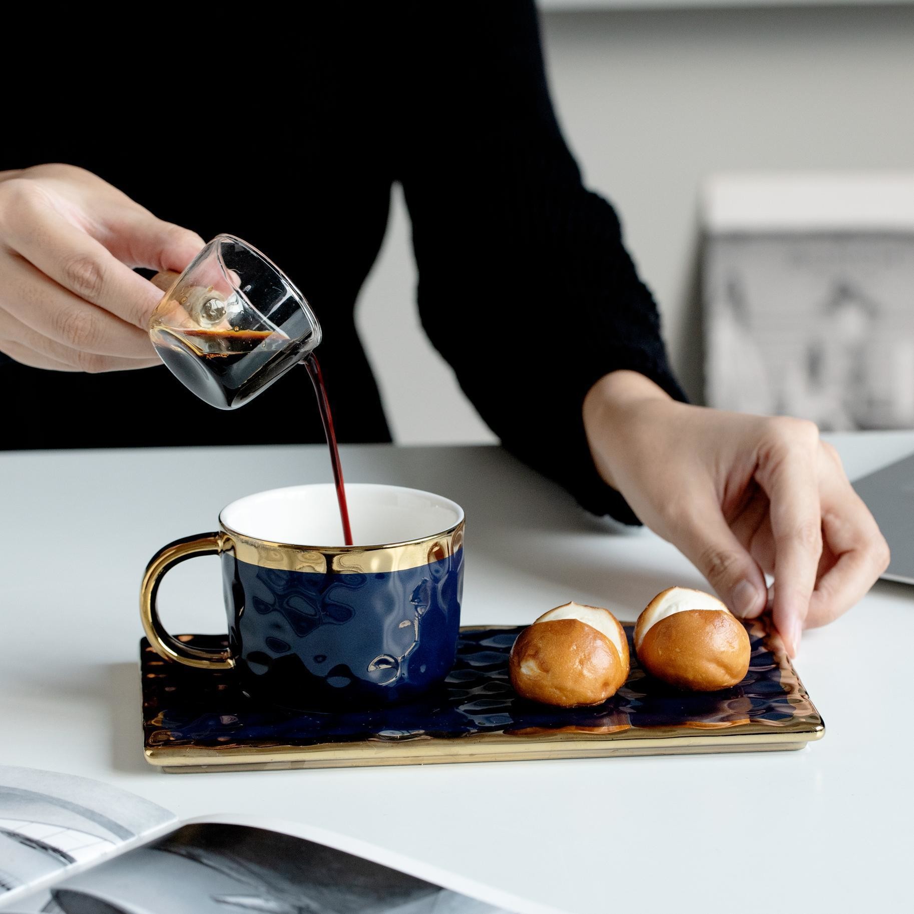 Nordic Style Luxury Set Coffee Cups And Plates With Spoons Romantic Afternoon Tea Ceramic Cups Men's And Women's Office Mugs