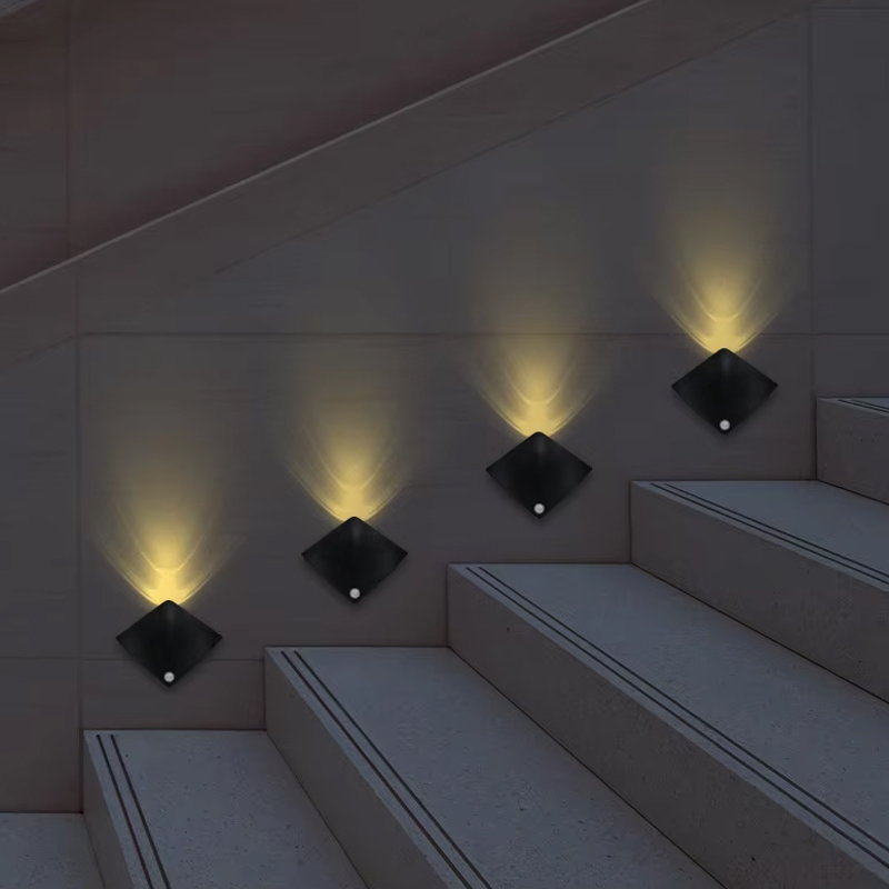 Modern Style DC5V LED Wall Install Battery Rechargeable Manta Rays Motion Light Smart Sensor LED Night Light Beside
