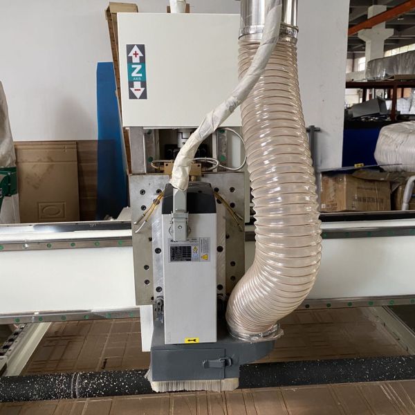 Sofa Cnc Splint Cutting Machine One Table Can Put on Several Splint For Cutting