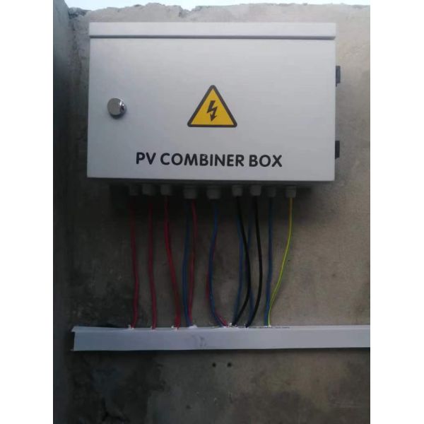 3 Phase Hybrid Inverter 560W Solar Panel System With Completed Set