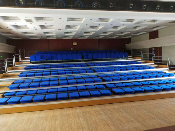 Cold Rolled Steel Folding Bleacher Seats / Theatre Retractable Tiered Seating