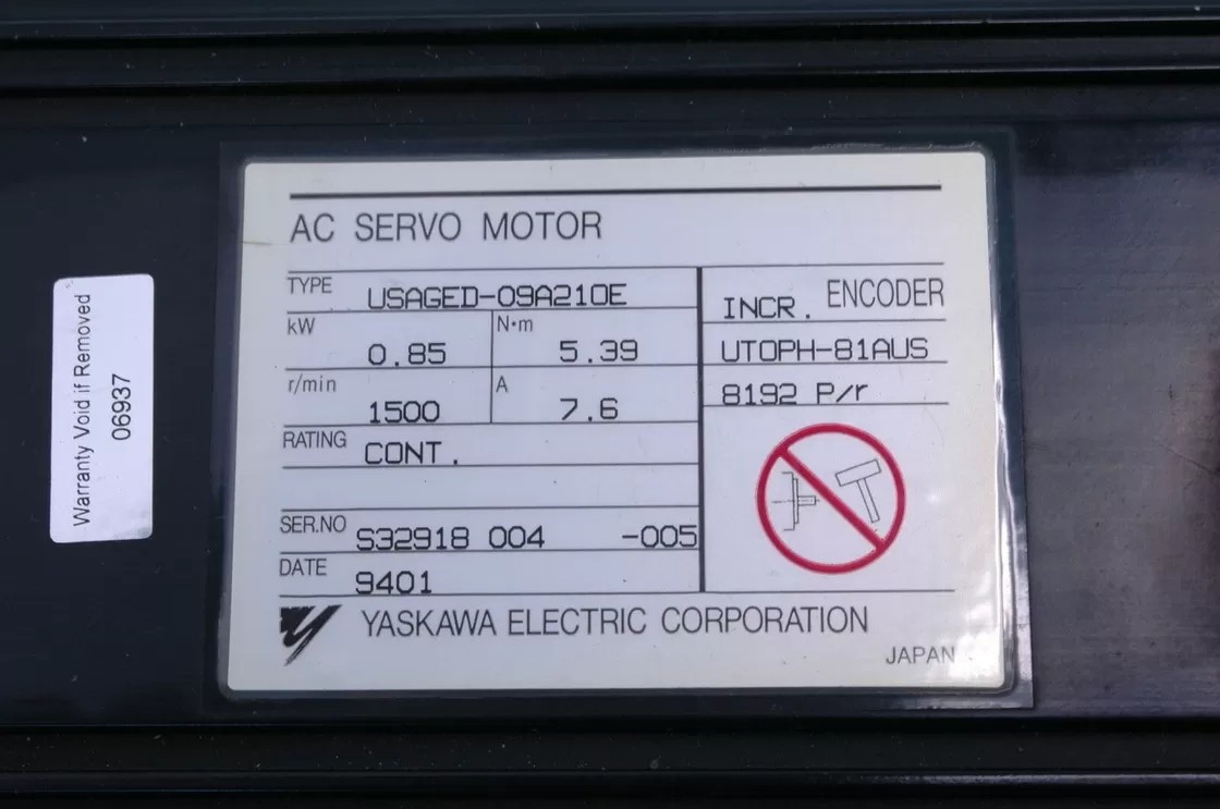 China USAGED-09A210E Yaskawa 0.85kw Servo Drive 3 Phase Servo Motor on sale