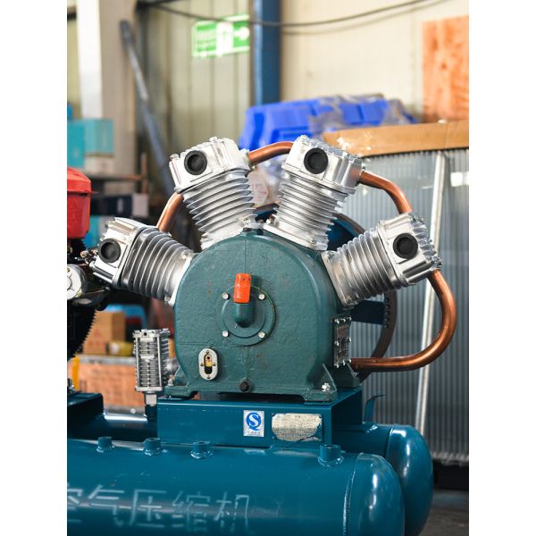4 Cylinder Mining Air Compressor Diesel Engine Piston Reciprocating Type Double Tank