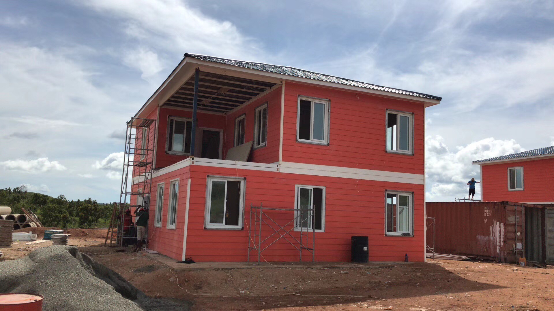 Steel Structure Prefabricated Container House Homestay/vacation homes/restaurants/temporary commercial shops/cafes/medical rescue stations/material