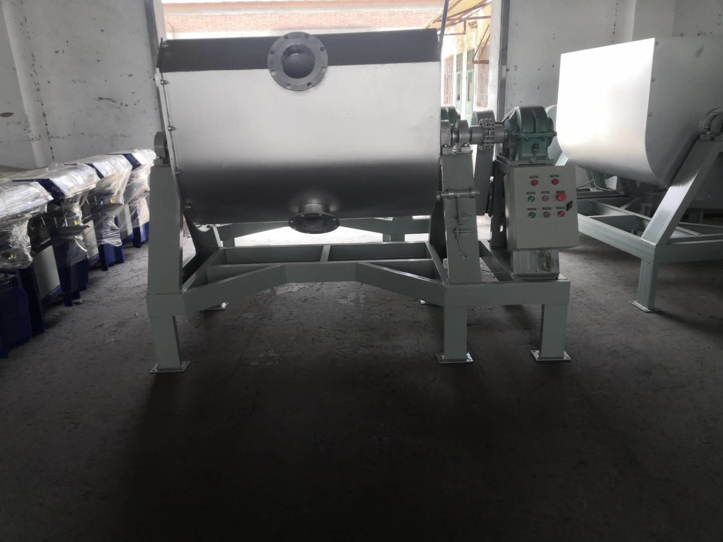 Stainless Steel Ribbon Mixer Machine Different Size For Granule, Powder Treatment