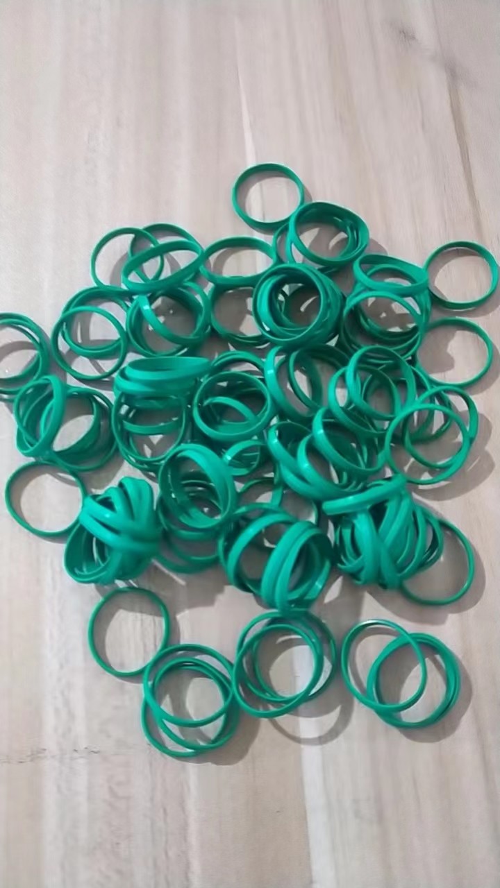 5000 Psi Pressure Range Rubber O Rings With Oil Resistance Packing In Cartoon Bag