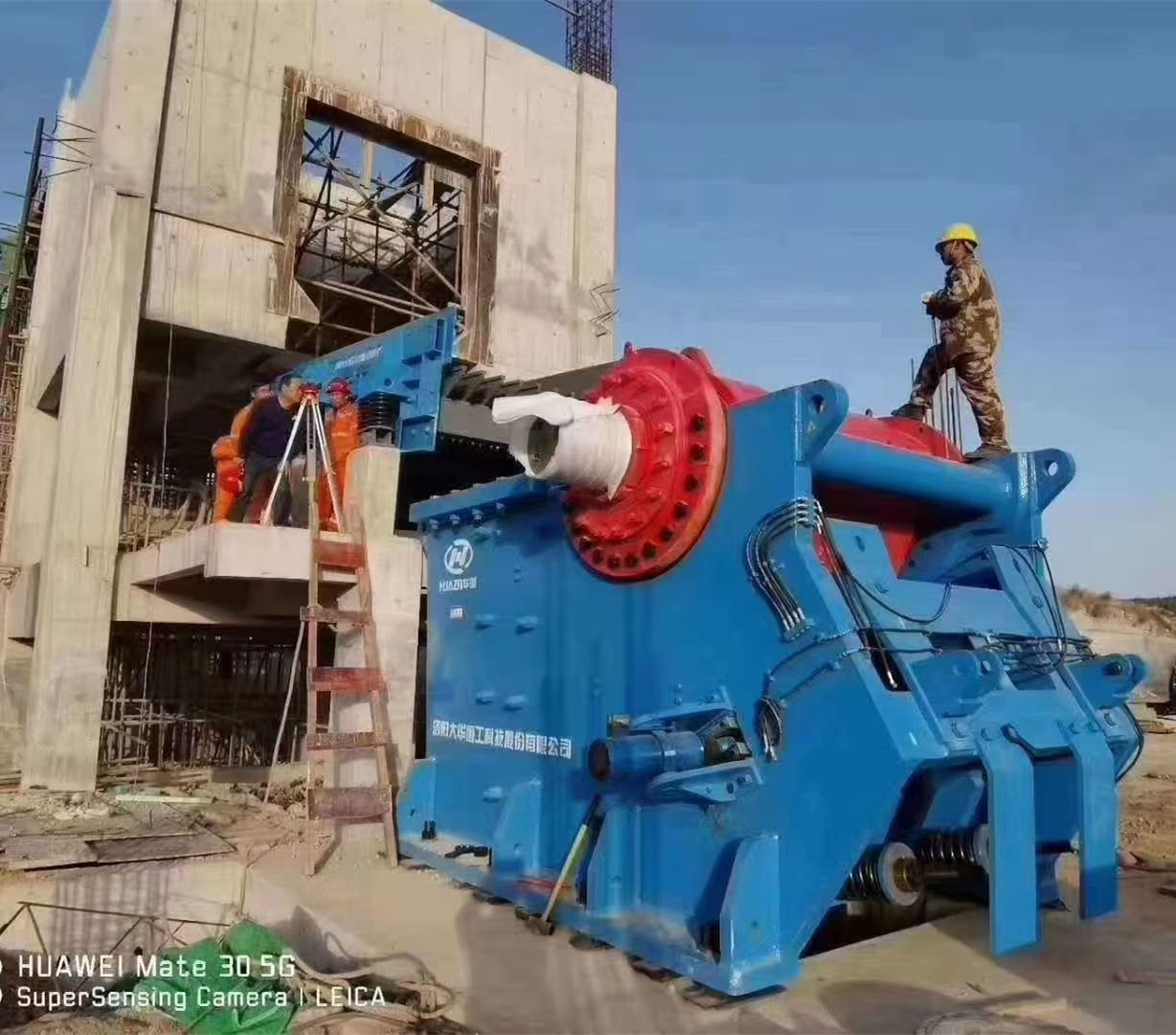 Quality Medium And Fine Crushing PE600x900 Jaw Stone Crusher Machine for sale