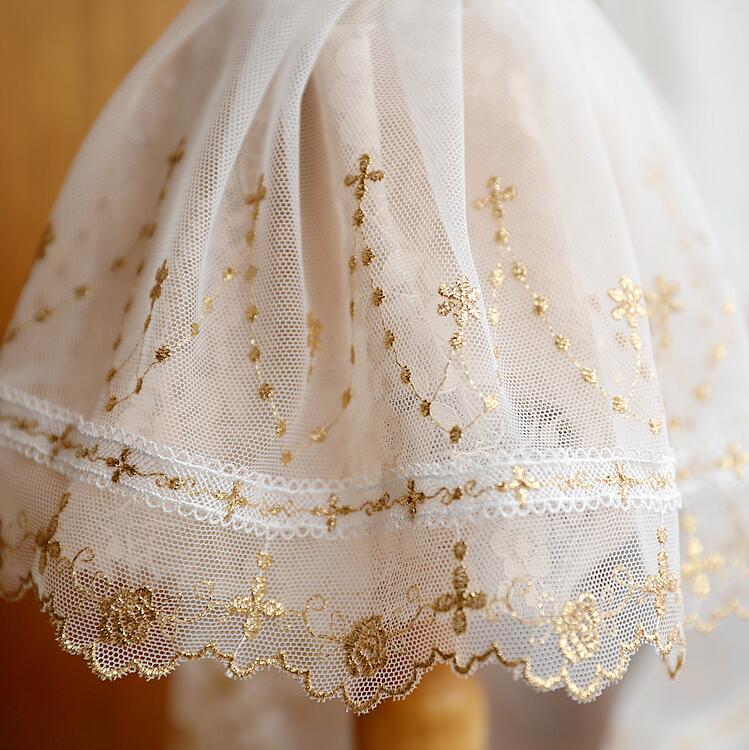 2020 new design Eco-friendly Narrow lace fabric for lady dress eyelet embroidery white lace trim