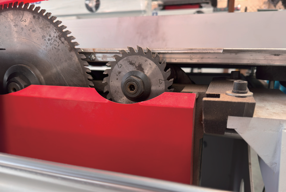 Electric Lift Precision Woodworking Table Saw Digital Display Accurate Angle Control