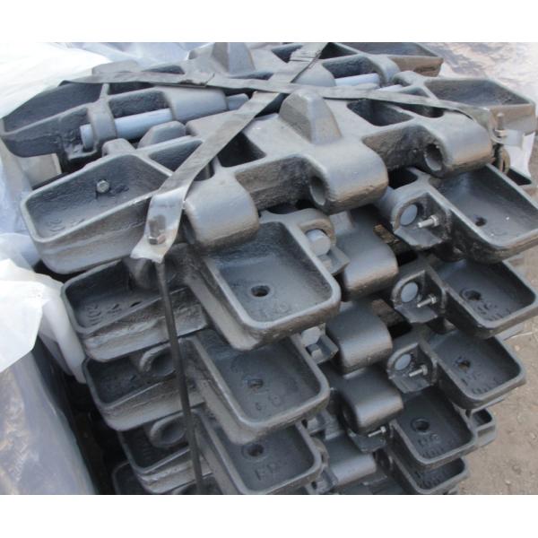 7065 Track Shoe